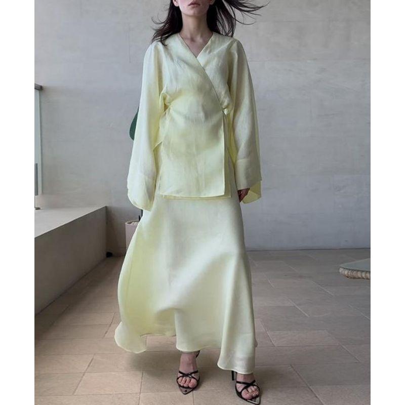 Leisure Two-Piece Set European and American Lace-up Long sleeve Skirt Solid Fashion Casual Two-piece Set Women Yellow L
Leisure Two-Piece Set European and American Lace-up Long sleeve Skirt Solid Fashion Casual Two-piece Set Women Yellow L