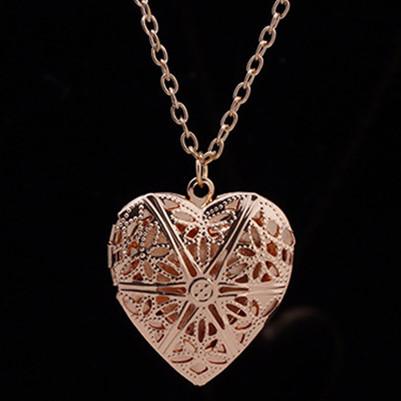 Hollow Heart Pendant Necklaces Fashion Jewelry LOVE Collares Geometric Charm Necklace Bijoux Gift Neck Jewelry золотий
Hollow Heart Pendant Necklaces Fashion Jewelry LOVE Collares Geometric Charm Necklace Bijoux Gift Neck Jewelry золотий
