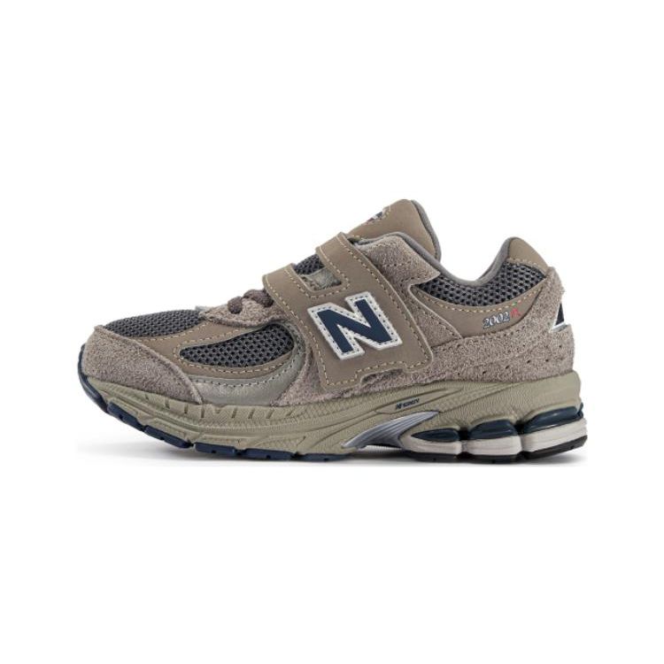 New Balance 2002R Детские кроссовки на липучке Little Kid серого цвета натурального цвета индиго, серебристо-металлик PV2002R0
New Balance 2002R Детские кроссовки на липучке Little Kid серого цвета натурального цвета индиго, серебристо-металлик PV2002R0