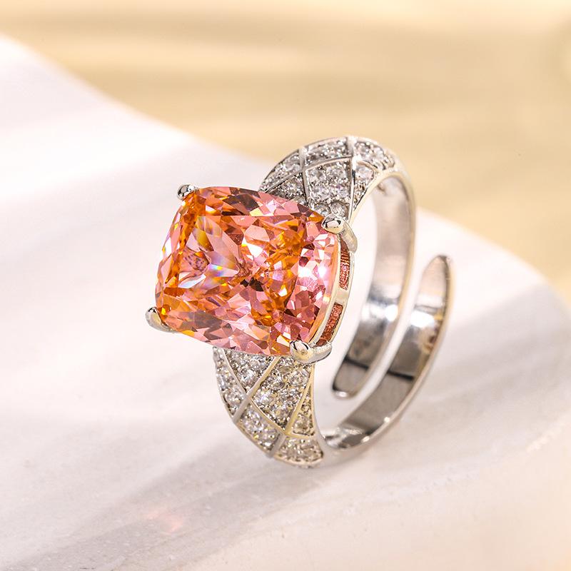 Ювелирные изделия Медное основание Позолоченное Имитация цвета Драгоценный корунд Толстое Прямоугольное Темпераментное кольцо Женское 10 * 12
Ювелирные изделия Медное основание Позолоченное Имитация цвета Драгоценный корунд Толстое Прямоугольное Темпераментное кольцо Женское 10 * 12