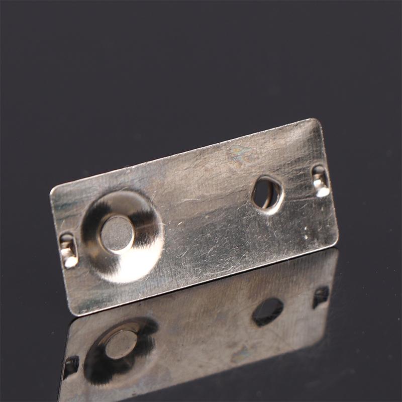 10 шт. 27X11.6 мм Контактна пружина для перетворення полярності батарейки AA для 5-ї батарейки AA
10 шт. 27X11.6 мм Контактна пружина для перетворення полярності батарейки AA для 5-ї батарейки AA