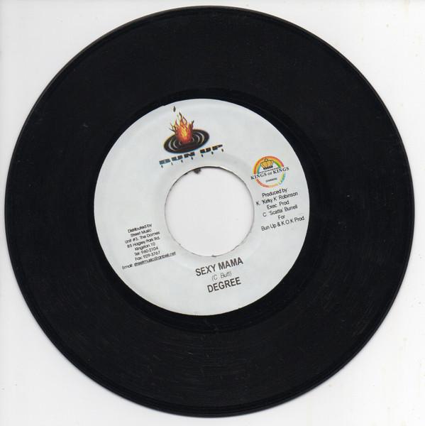 7inch Record GENERAL DEGREE / XSYTEMENT - Sexy Mama / Area Badman NONE Bun Up Records 2005 Jamaica Reggae, Ska & Dub Used
7inch Record GENERAL DEGREE / XSYTEMENT - Sexy Mama / Area Badman NONE Bun Up Records 2005 Jamaica Reggae, Ska & Dub Used