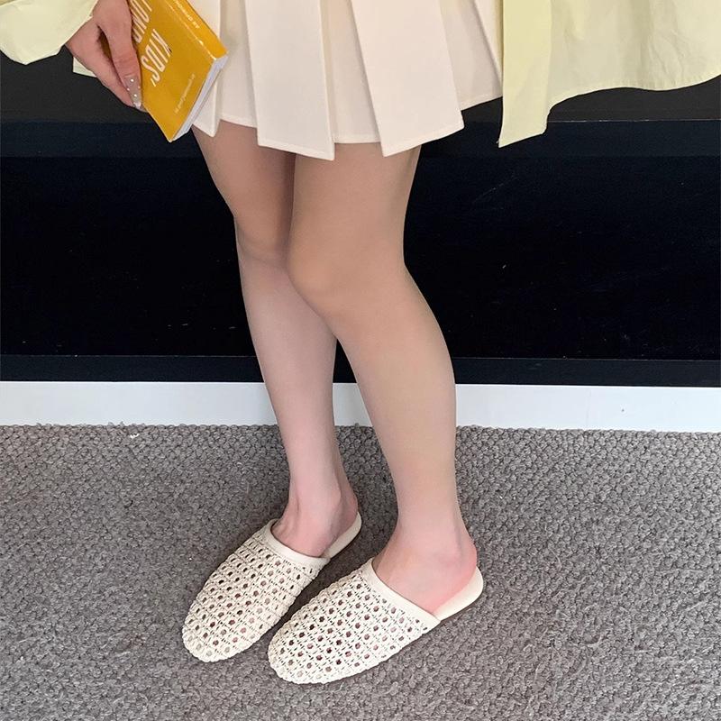 Fashion outer wear hollow breathable woven bag head slippers women s 2025 summer new flat bottom with skirt sandals 40 сірий колір
Fashion outer wear hollow breathable woven bag head slippers women s 2025 summer new flat bottom with skirt sandals 40 сірий колір