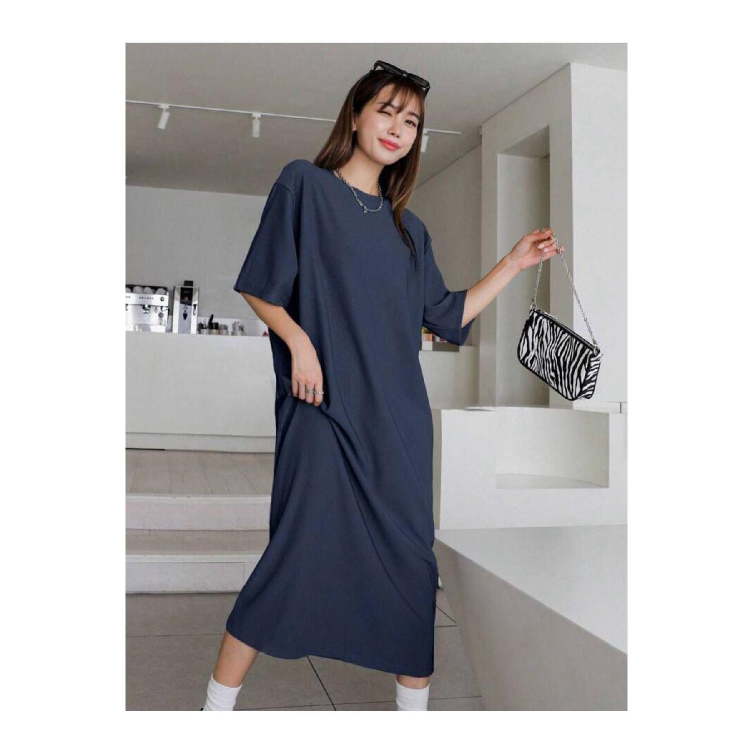 Женское однотонное платье-футболка/туника XS чёрный
Женское однотонное платье-футболка/туника XS чёрный