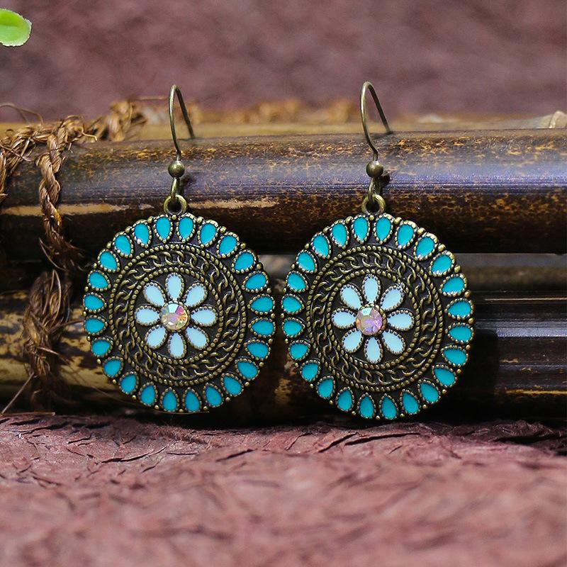 Colorful Ethnic Vintage Round Geometric Flower Drop Dangle Earrings For Women Crystal Enamel Ornament Bohemian Wedding Zircon синий
Colorful Ethnic Vintage Round Geometric Flower Drop Dangle Earrings For Women Crystal Enamel Ornament Bohemian Wedding Zircon синий