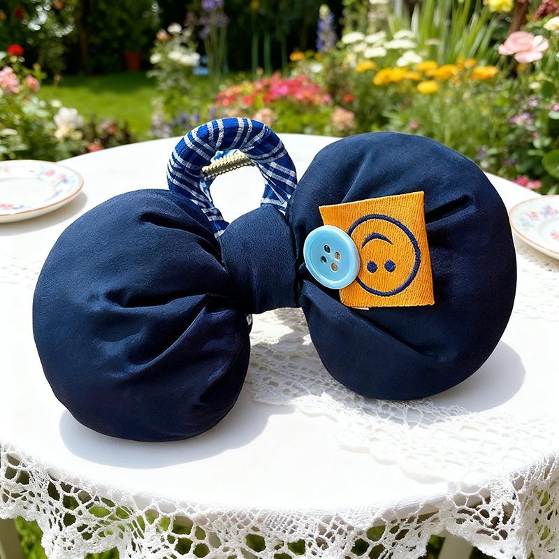 Adorable Korean Shark Claw Hair Clip with Bow and Smile Design
Adorable Korean Shark Claw Hair Clip with Bow and Smile Design