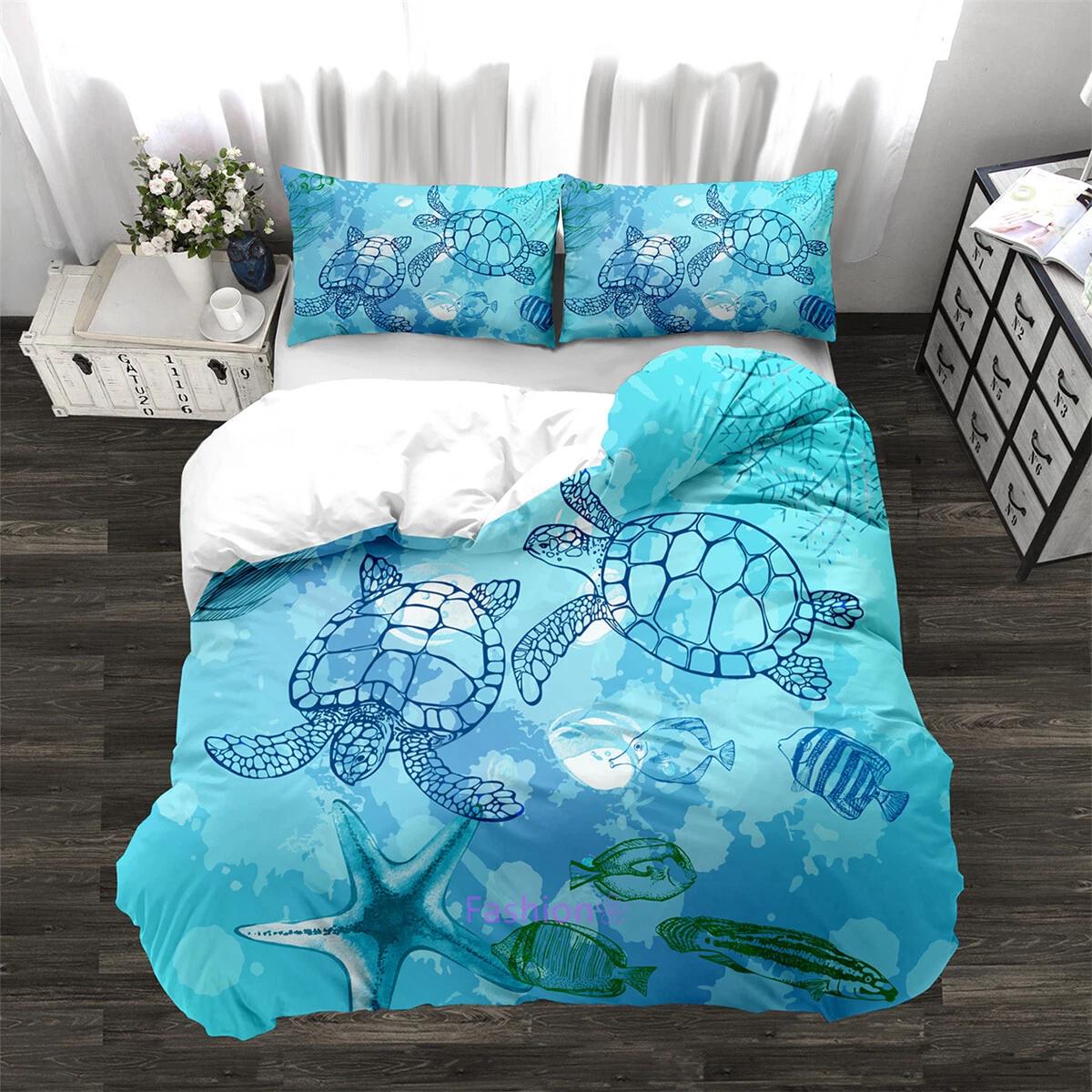 Blue Sea Turtle Duvet Cover, Ocean Bedding Set, Marine Life Bed Cover for Beach Home Decor, Perfect Gift for Twin/Queen/King Size Beds UK Single 135x200cm
Blue Sea Turtle Duvet Cover, Ocean Bedding Set, Marine Life Bed Cover for Beach Home Decor, Perfect Gift for Twin/Queen/King Size Beds UK Single 135x200cm
