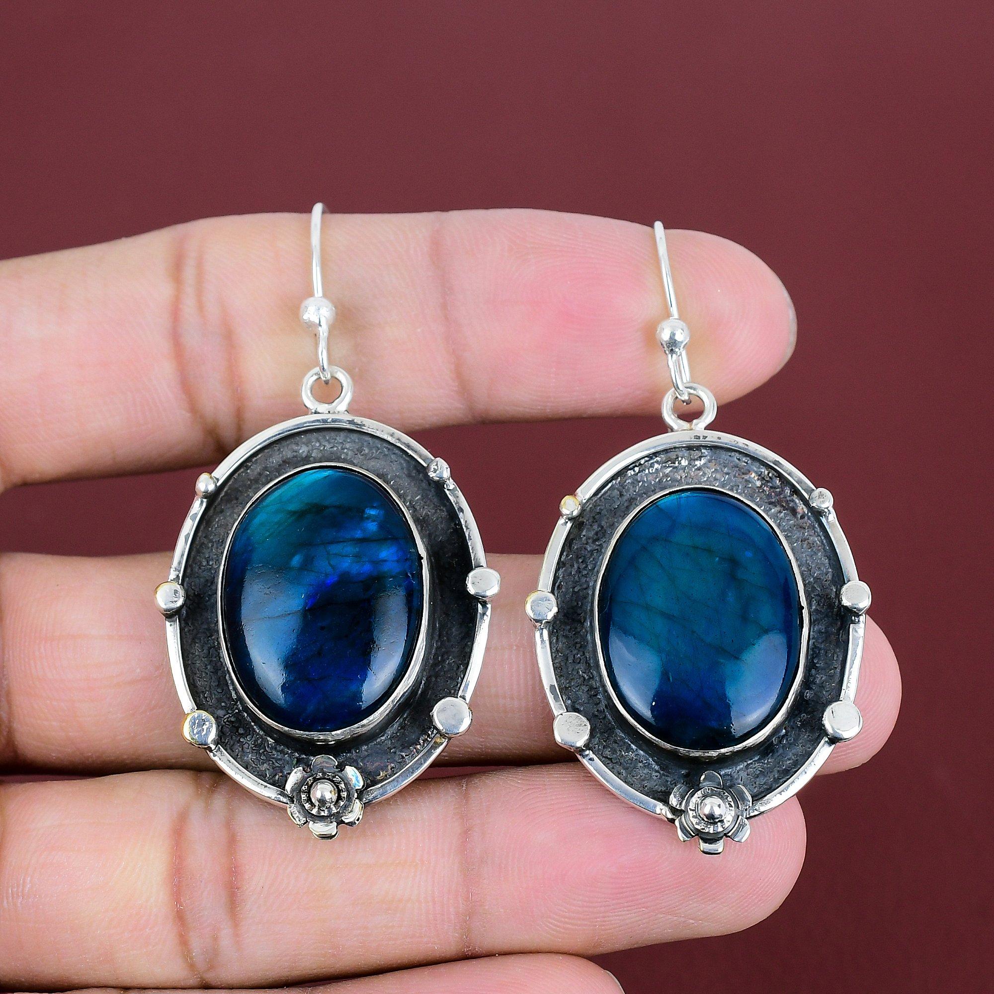 Neon Flash Labradorite Earring Very Pretty Gemstone Earring Unique Jewelry 925 Sterling Silver Earrings Handmade Drop Earring Gifts For Wife
Neon Flash Labradorite Earring Very Pretty Gemstone Earring Unique Jewelry 925 Sterling Silver Earrings Handmade Drop Earring Gifts For Wife