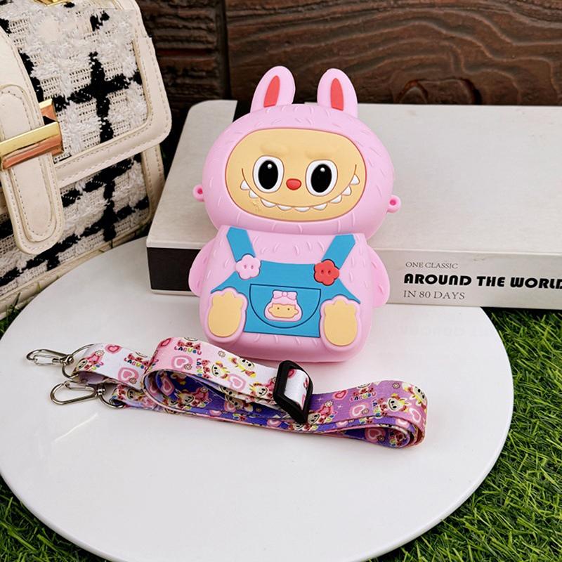 Лабубу Мультяшная Силиконовая Сумка Кошелек для Монет Детские Прогулки Аксессуары Кроссбоди Подарки на День Рождения Путешествия Портативный 2 розовый
Лабубу Мультяшная Силиконовая Сумка Кошелек для Монет Детские Прогулки Аксессуары Кроссбоди Подарки на День Рождения Путешествия Портативный 2 розовый