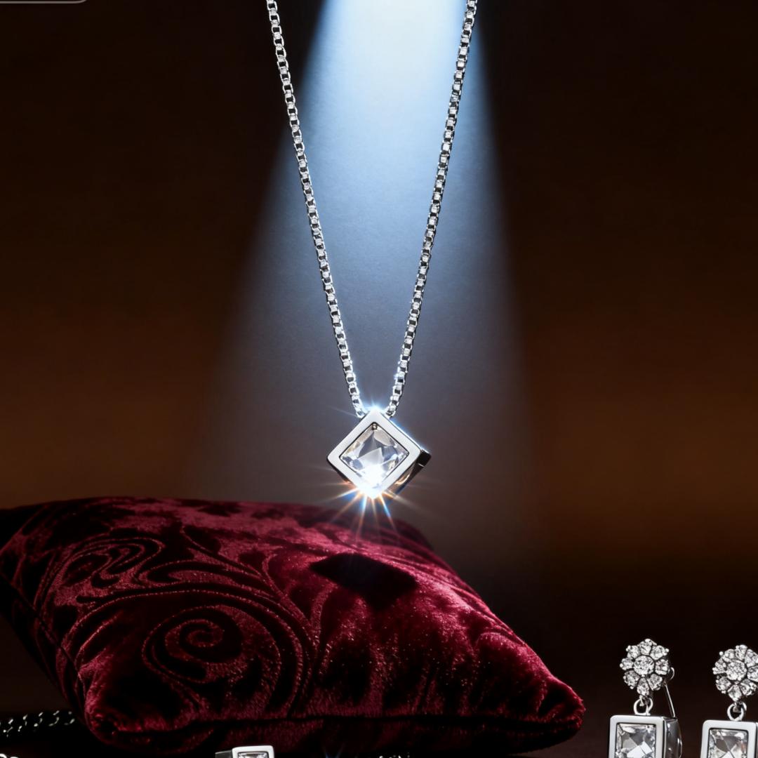 Copper Luxury Crystal Charm Necklace 45-60cm for Women Elegant Fashion Jewelry for Wedding Party Christmas Gift Y22497YY-
Copper Luxury Crystal Charm Necklace 45-60cm for Women Elegant Fashion Jewelry for Wedding Party Christmas Gift Y22497YY-