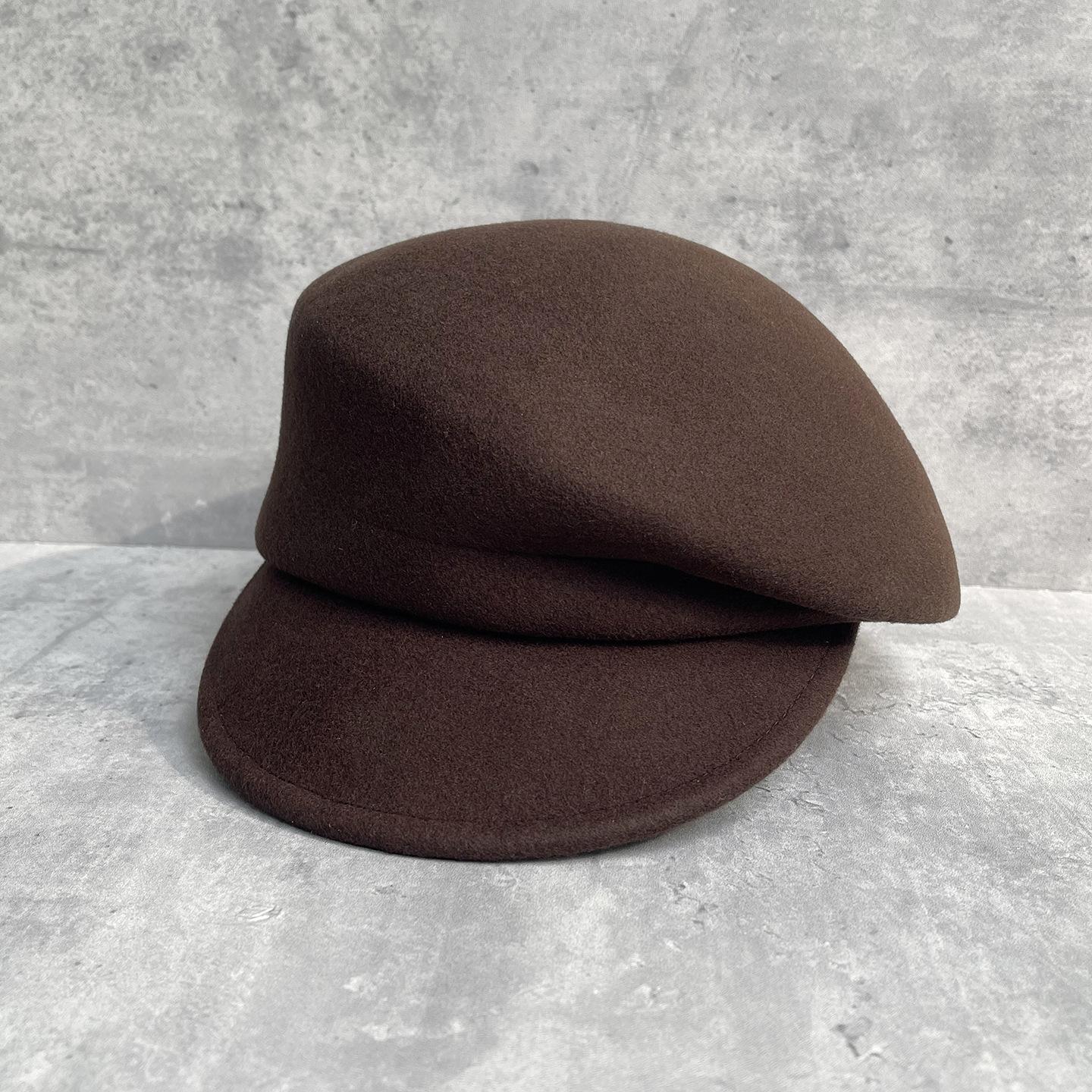 White Dark Coffee Side Crooked Pleated Woolen Equestrian Hat Female British Retro Knight Hat Peaked Cap M(56-58cm)
White Dark Coffee Side Crooked Pleated Woolen Equestrian Hat Female British Retro Knight Hat Peaked Cap M(56-58cm)