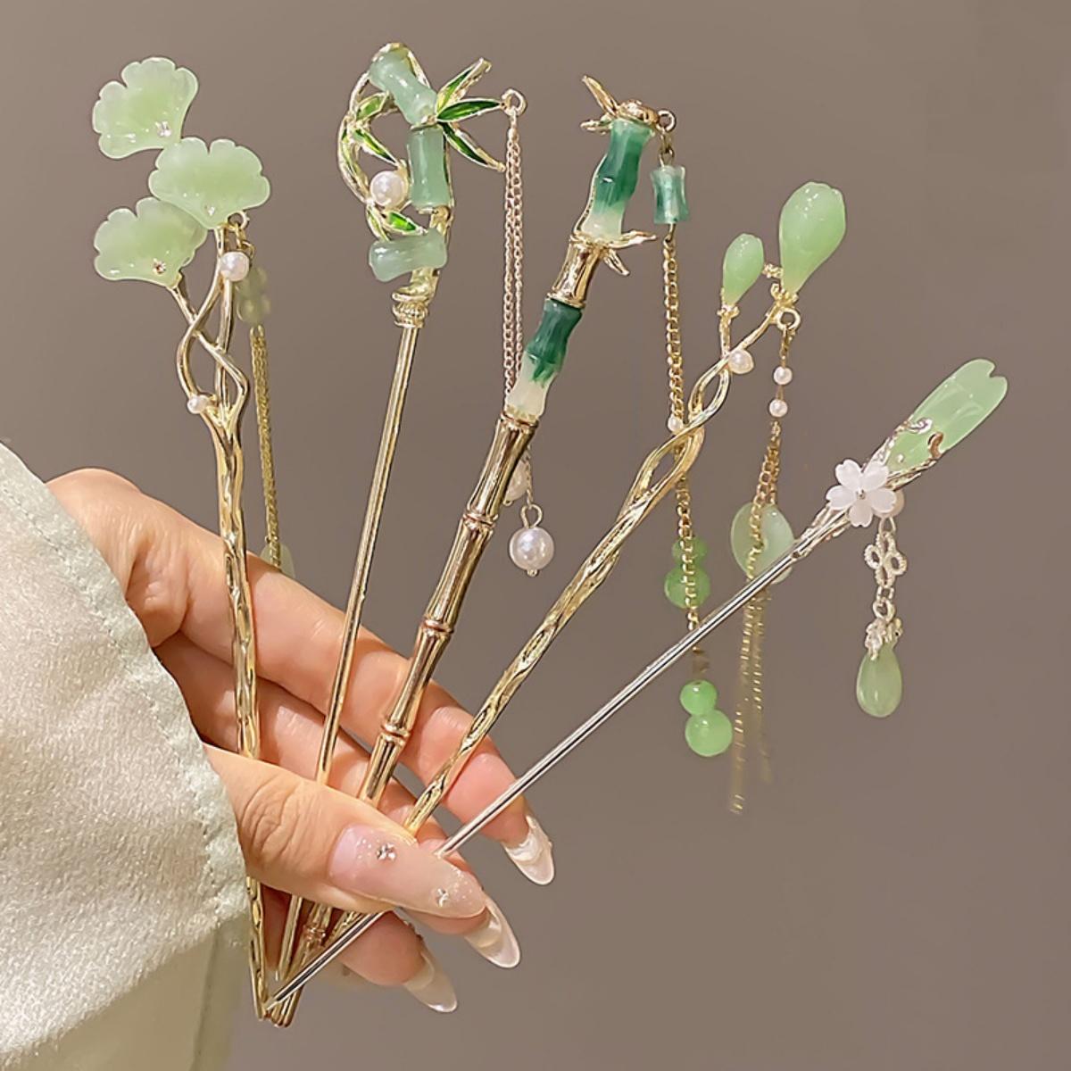 Chinese Style Vintage Hairpin Elegant Tassel Flower Hair Stick For Girl s Long Dress Cheongsam Hanfu Retro Hair Accessories
Chinese Style Vintage Hairpin Elegant Tassel Flower Hair Stick For Girl s Long Dress Cheongsam Hanfu Retro Hair Accessories