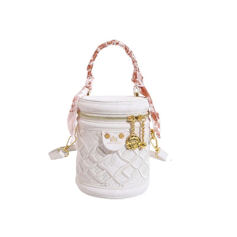 New high-end heavy industry embroidery bucket bag embroidery thread handbag versatile shoulder messenger bag белый
New high-end heavy industry embroidery bucket bag embroidery thread handbag versatile shoulder messenger bag белый