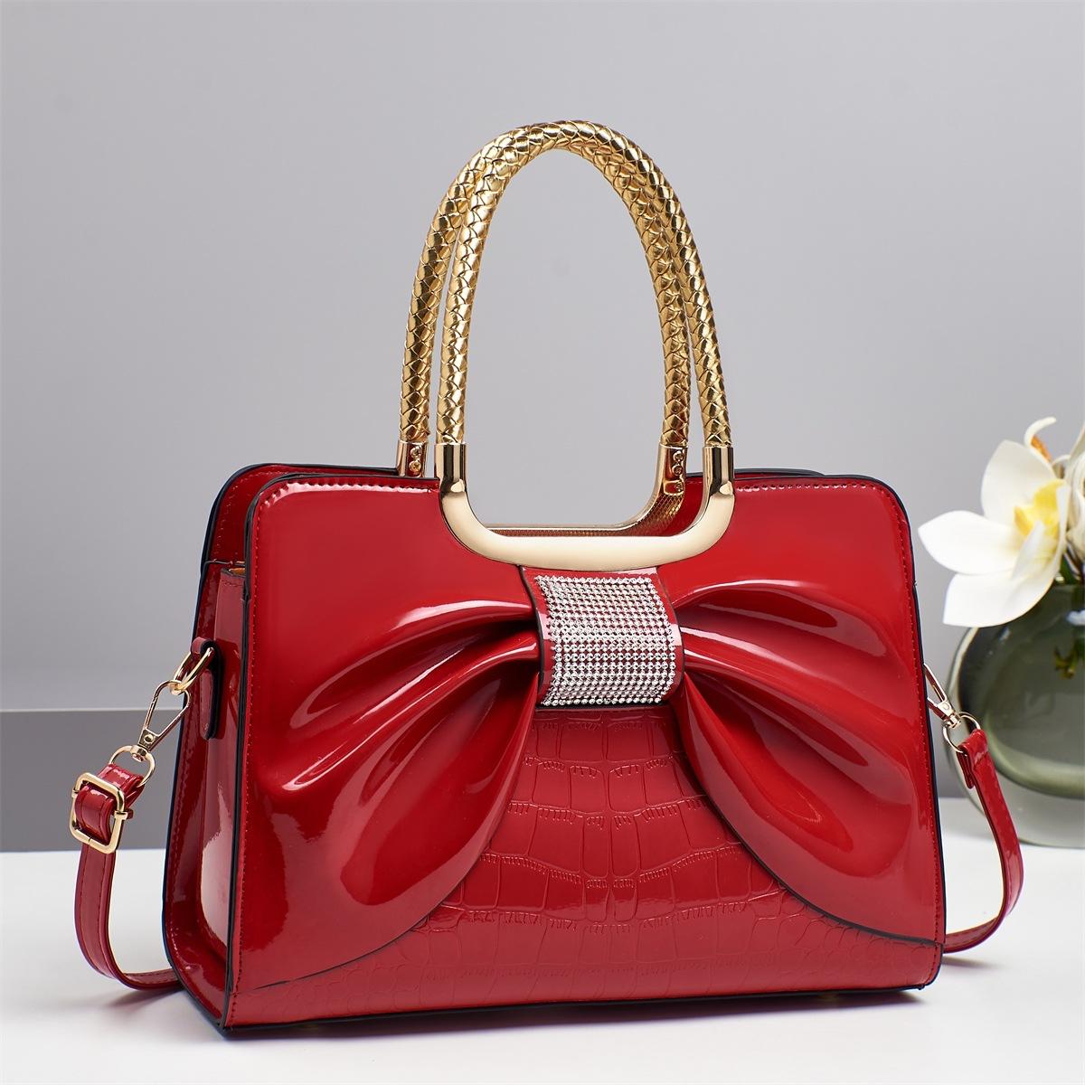 Bow design handbag simple and sweet shoulder bag fashion casual messenger bag 29*12*21 красный
Bow design handbag simple and sweet shoulder bag fashion casual messenger bag 29*12*21 красный
