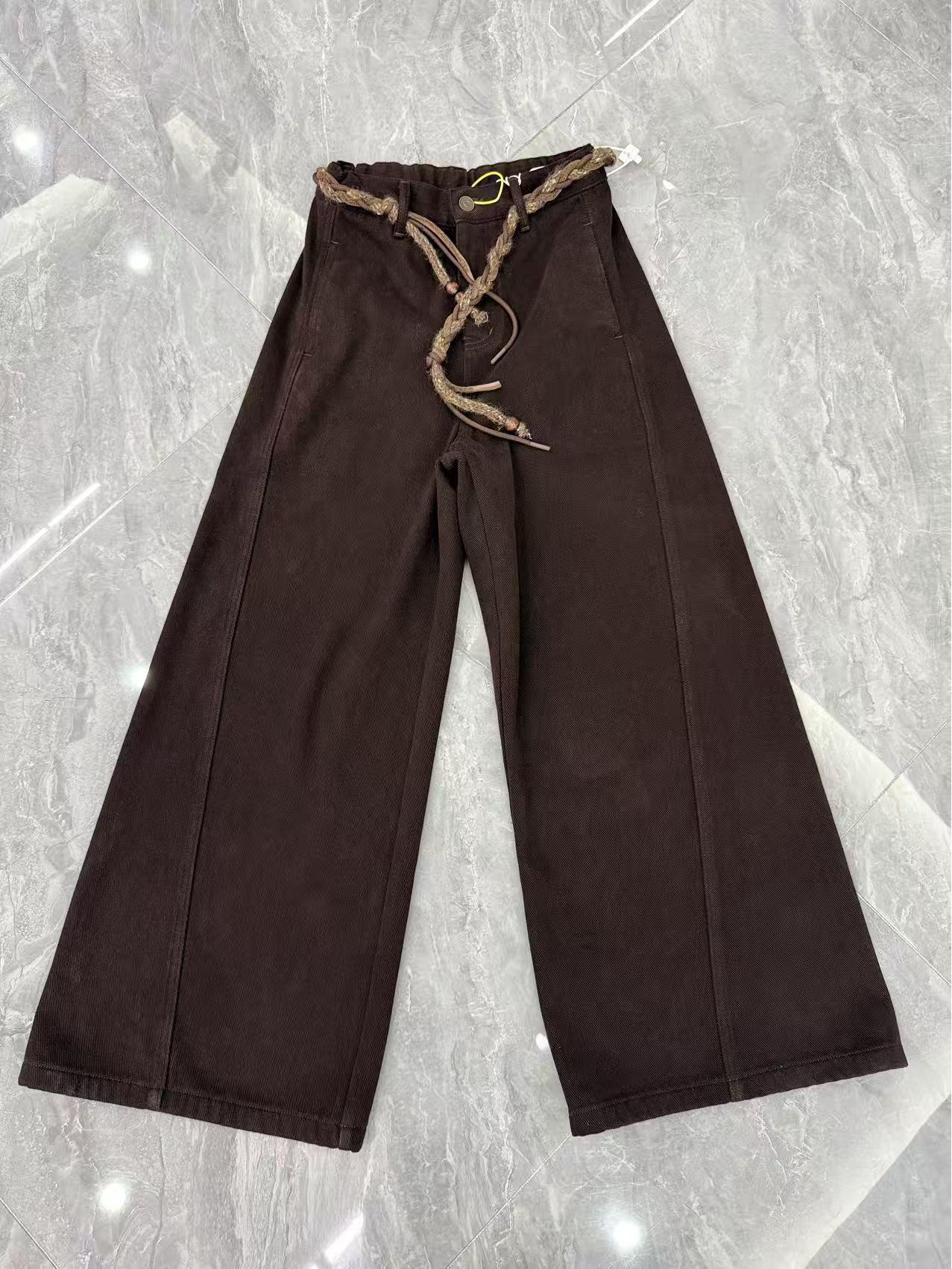 Melard High-Waist Retro Wide-Leg Jeans with Woven Belt - Autumn/Winter Plus Velvet Slimming Pants S
Melard High-Waist Retro Wide-Leg Jeans with Woven Belt - Autumn/Winter Plus Velvet Slimming Pants S