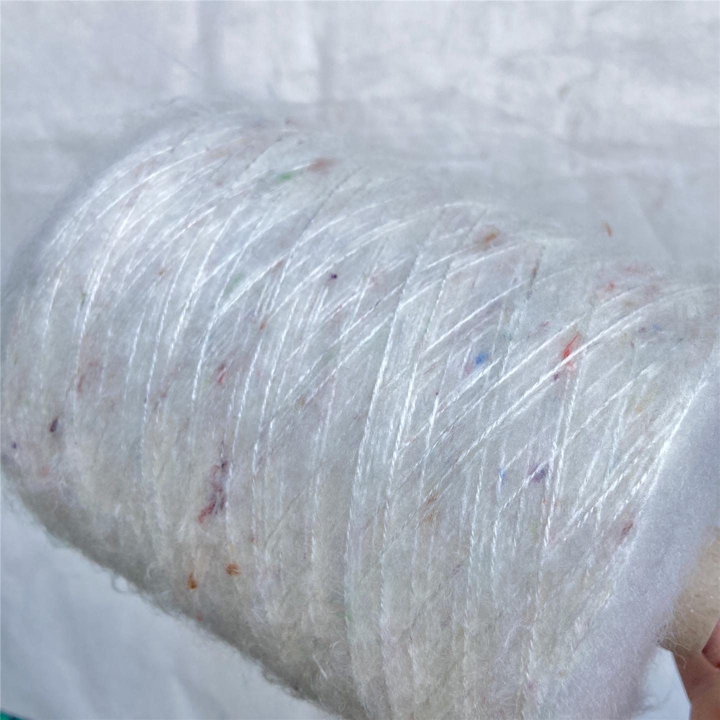 Colorful Point Mohair: soft, non-prickly, hand-knitted, versatile mixed yarn.
Colorful Point Mohair: soft, non-prickly, hand-knitted, versatile mixed yarn.