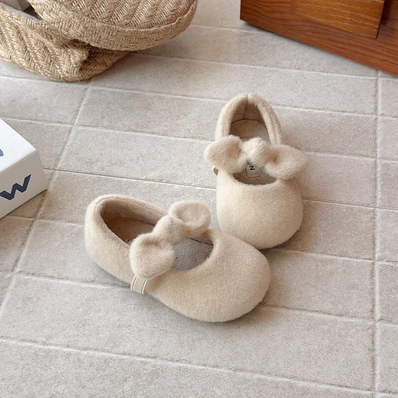 New Style Girls Slippers, Princess Shoes, Soft-bottomed Baby Girl Shoes with Cute Designs 25 абрикосовий
New Style Girls Slippers, Princess Shoes, Soft-bottomed Baby Girl Shoes with Cute Designs 25 абрикосовий