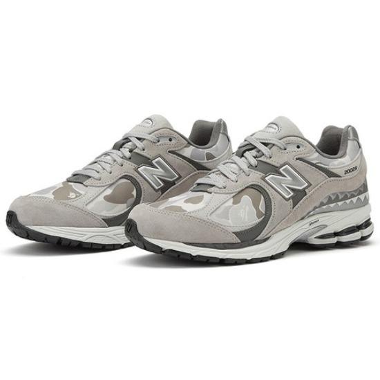 New Balance 2002R x BAPE Apes Together Strong - Сірий Камуфляж 2021 - M2002RBG EU 43 різнокольоровий
New Balance 2002R x BAPE Apes Together Strong - Сірий Камуфляж 2021 - M2002RBG EU 43 різнокольоровий