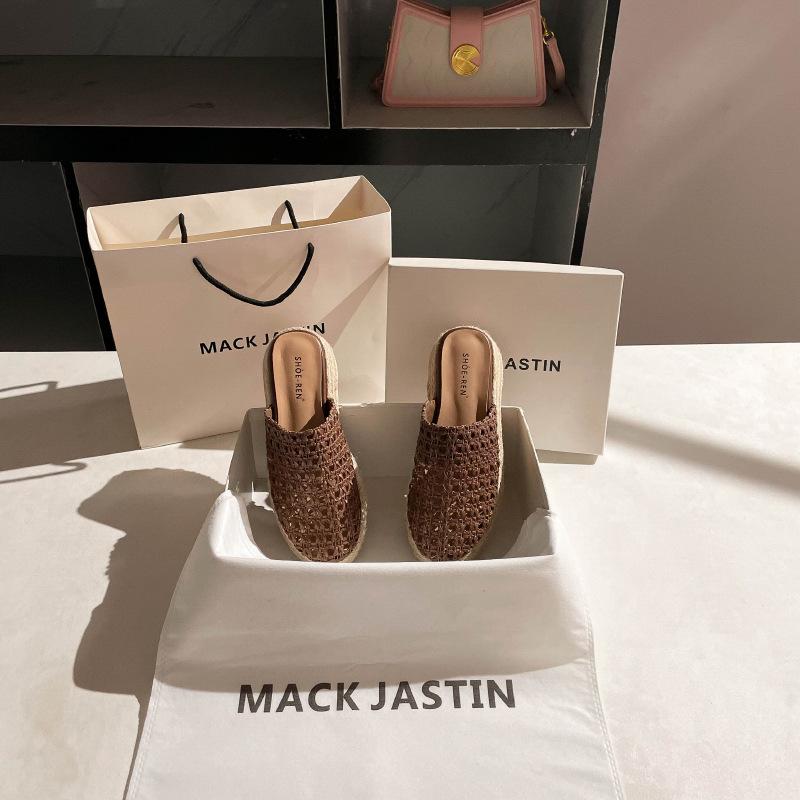 Thick-bottomed bag head slippers for women s summer outer wear 2025 new high-heeled woven half-drag high-end not-tired foot sandals with skirt 40 коричневый
Thick-bottomed bag head slippers for women s summer outer wear 2025 new high-heeled woven half-drag high-end not-tired foot sandals with skirt 40 коричневый