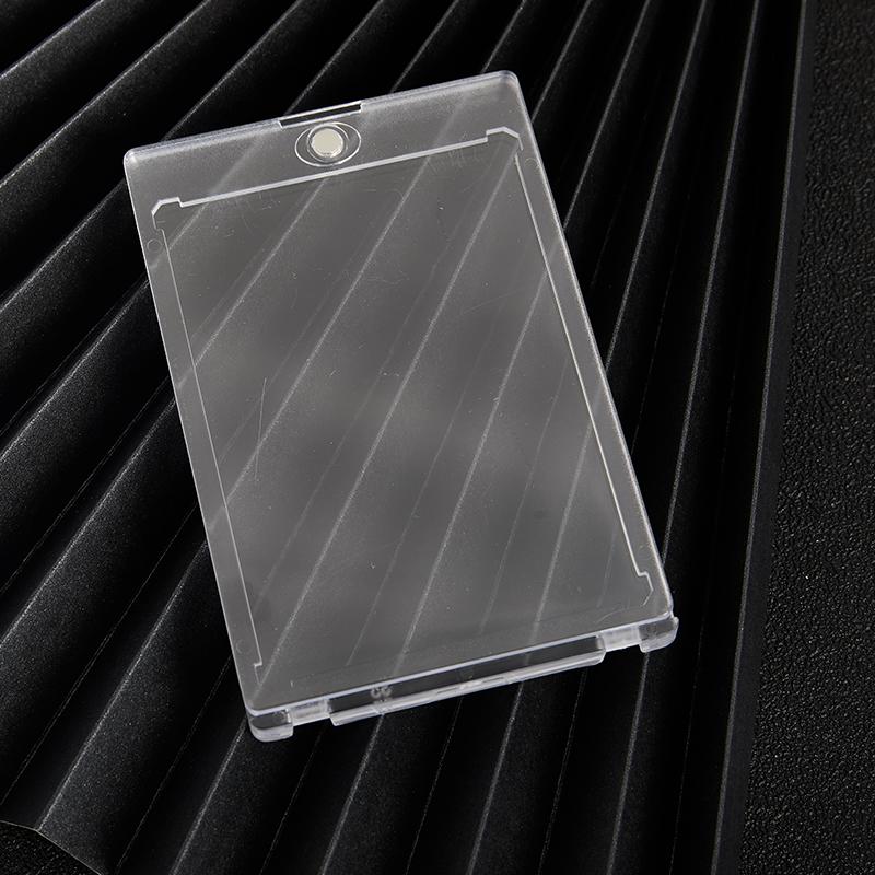 1 Ультра-профессиональный держатель для карт One-Touch Magnetic 35Pt с защитой от ультрафиолета, как на картинке золотой
1 Ультра-профессиональный держатель для карт One-Touch Magnetic 35Pt с защитой от ультрафиолета, как на картинке золотой