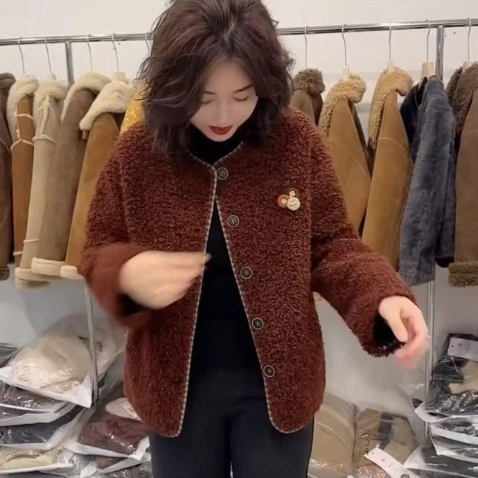 Women s Autumn/Winter Round Neck Thick Fur Coat - Versatile, Warm, and Stylish 2XL: 105-120 lbs
Women s Autumn/Winter Round Neck Thick Fur Coat - Versatile, Warm, and Stylish 2XL: 105-120 lbs