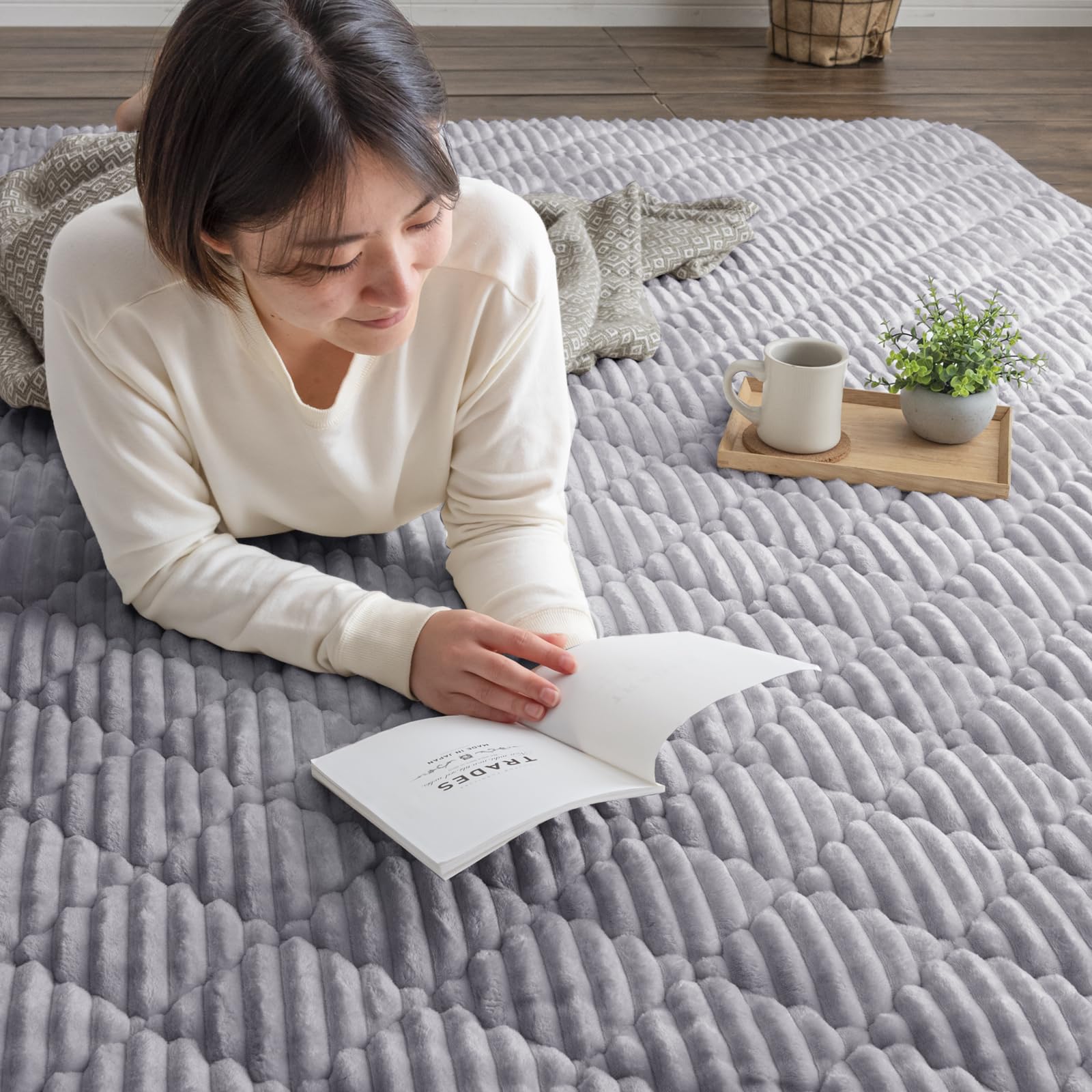 Ковер Tansu no Gen Rug татами 130 x 190 см, фланелевый стеганый коврик, моющийся, толстый, совместимый с горячим ковром 61300050 1,5, нескользящий (91090)
Ковер Tansu no Gen Rug татами 130 x 190 см, фланелевый стеганый коврик, моющийся, толстый, совместимый с горячим ковром 61300050 1,5, нескользящий (91090)