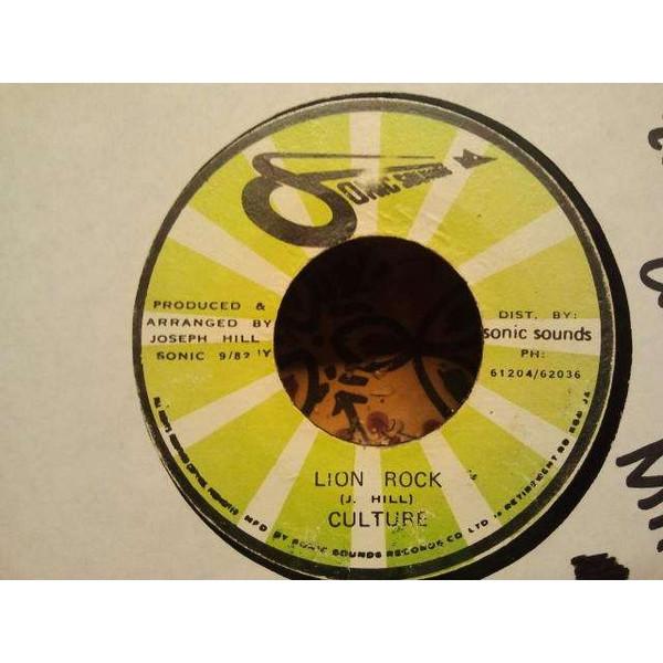 7inch Record CULTURE Lion Rock SONIC982 Sonic Sounds 1982 Jamaica Reggae Ska Dub Used
7inch Record CULTURE Lion Rock SONIC982 Sonic Sounds 1982 Jamaica Reggae Ska Dub Used