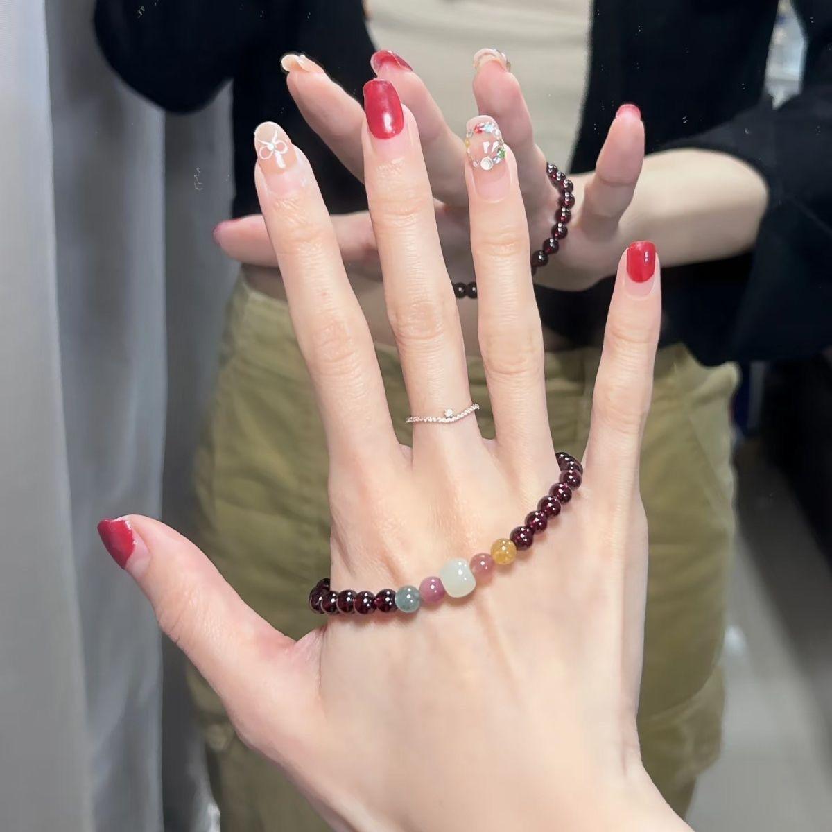 Wine Red Square Bead Bracelet for Women - Versatile, Stylish, and Lucky Gift for Best Friends
Wine Red Square Bead Bracelet for Women - Versatile, Stylish, and Lucky Gift for Best Friends