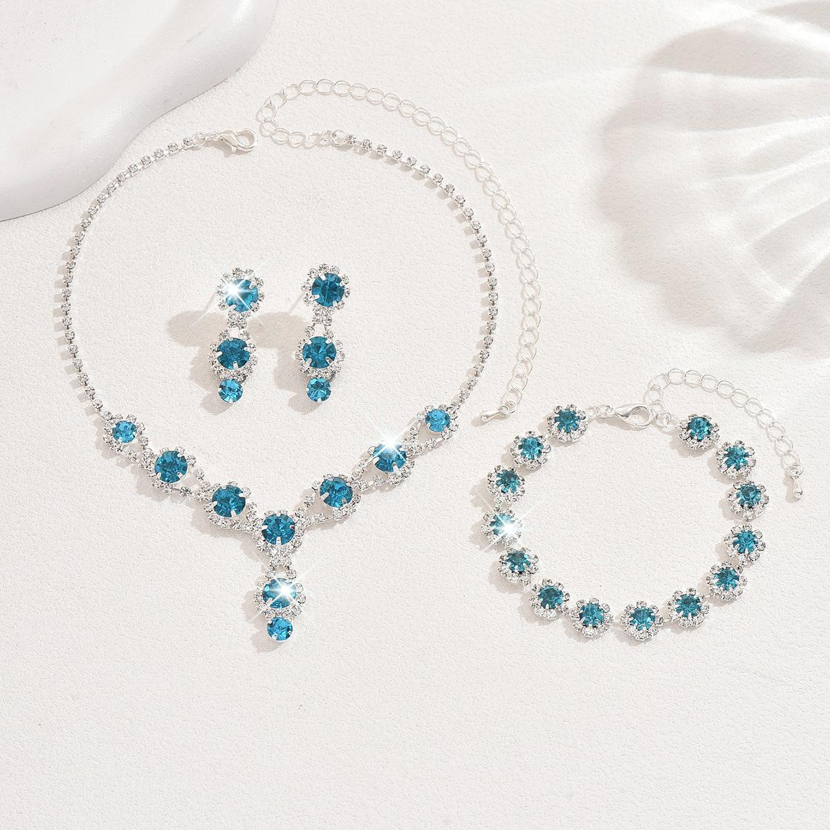 Женские серьги со стразами, ожерелье, JBracelet, комплект украшений для невесты, свадебные аксессуары синий
Женские серьги со стразами, ожерелье, JBracelet, комплект украшений для невесты, свадебные аксессуары синий