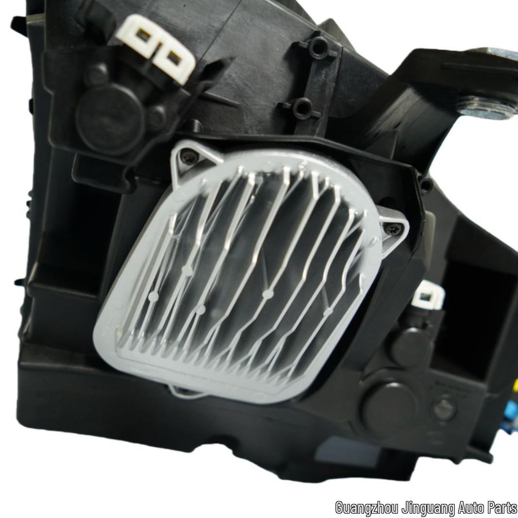 16-19 Mercedes-Benz GLC W253 Front Headlight Assembly (2539061501, 2539061601) Left Side
16-19 Mercedes-Benz GLC W253 Front Headlight Assembly (2539061501, 2539061601) Left Side