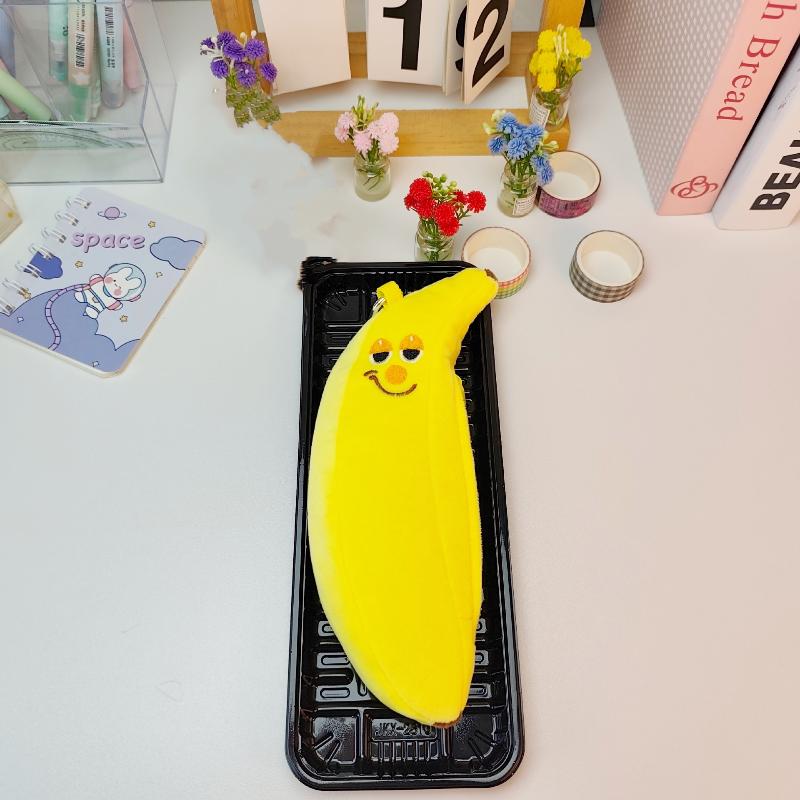 Cute Plush Banana Pencil Case Kawaii Cartoon Banana Shaped Pouch With Keychain For Stationery Storage And Bag Decoration A1
Cute Plush Banana Pencil Case Kawaii Cartoon Banana Shaped Pouch With Keychain For Stationery Storage And Bag Decoration A1