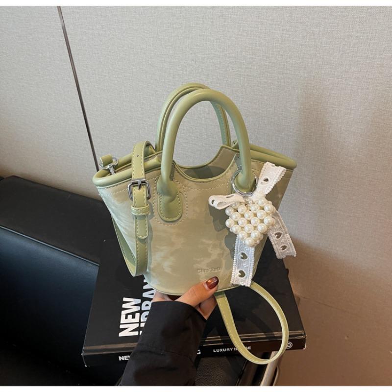 Popular small bags women s summer new fashion niche messenger bags bucket bags зелёный
Popular small bags women s summer new fashion niche messenger bags bucket bags зелёный