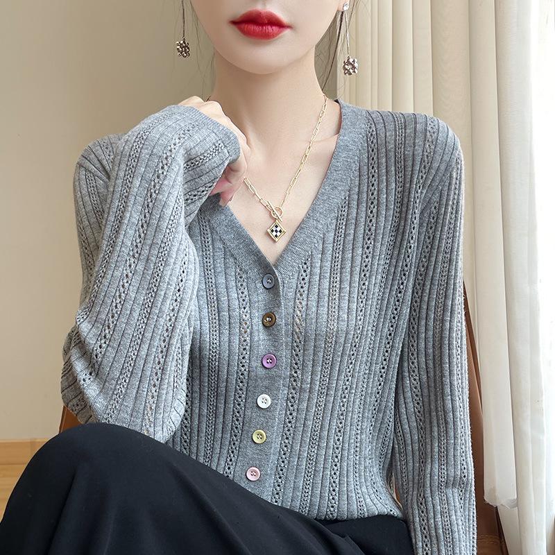 Slimming V-Neck Hollowed Knit Cardigan – Spring/Summer Women s Fashion Large for 55-65 kg чорний
Slimming V-Neck Hollowed Knit Cardigan – Spring/Summer Women s Fashion Large for 55-65 kg чорний