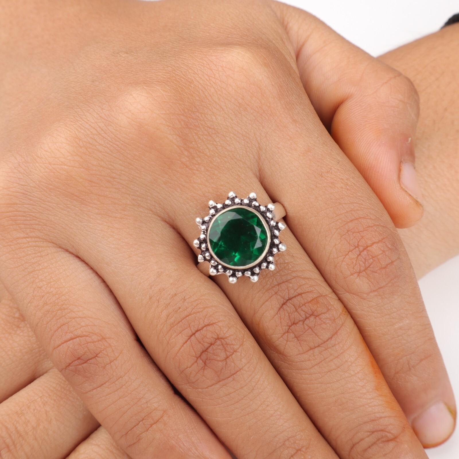 Хромовый диопсид Драгоценный камень Серебро 925 пробы Ювелирные изделия Ручной работы Обручальное кольцо RR-7-1 8.75
Хромовый диопсид Драгоценный камень Серебро 925 пробы Ювелирные изделия Ручной работы Обручальное кольцо RR-7-1 8.75