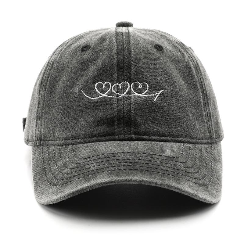 Autumn and winter personalized washing embroidery baseball cap outdoor travel street sunshade cap темно-синий
Autumn and winter personalized washing embroidery baseball cap outdoor travel street sunshade cap темно-синий