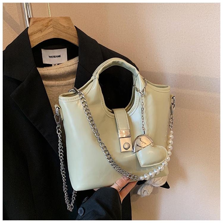 2025 Женская Ретро Универсальная Высококачественная Большая Вместимость Одноплечевая Сумка Кроссбоди
2025 Женская Ретро Универсальная Высококачественная Большая Вместимость Одноплечевая Сумка Кроссбоди