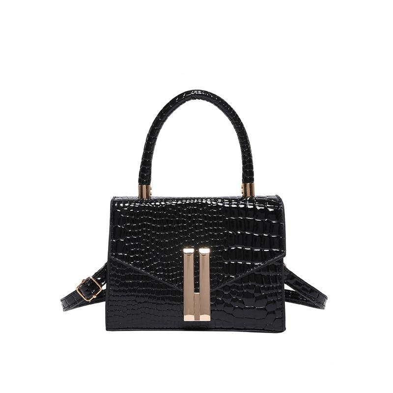 Индивидуальная тенденция текстура женская сумка 2024 начало осени новая мода плечо маленькая квадратная сумка повседневная иностранная сумка-мессенджер чёрный
Индивидуальная тенденция текстура женская сумка 2024 начало осени новая мода плечо маленькая квадратная сумка повседневная иностранная сумка-мессенджер чёрный