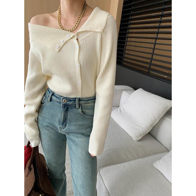 Sinan Atmosphere Blogger-Style вязаный кардиган с большим лацканом на пуговицах SN6874 One Size грязно-белый
Sinan Atmosphere Blogger-Style вязаный кардиган с большим лацканом на пуговицах SN6874 One Size грязно-белый