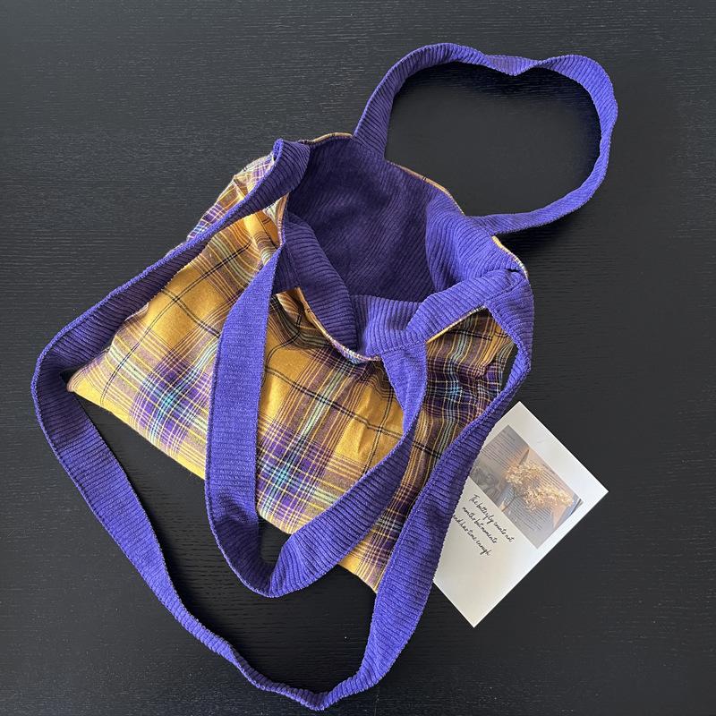 Autumn and winter new high-end Jiang purple corduroy handbag messenger bag simple and versatile double-sided shoulder bag
Autumn and winter new high-end Jiang purple corduroy handbag messenger bag simple and versatile double-sided shoulder bag