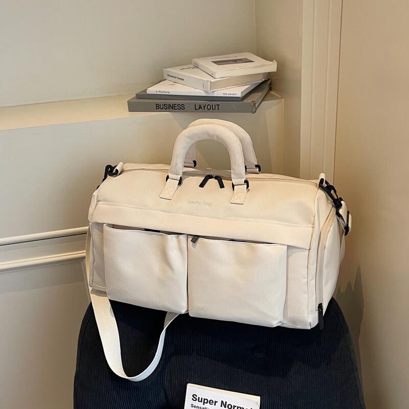 Multi-Pocket Crossbody Travel Bag
Multi-Pocket Crossbody Travel Bag