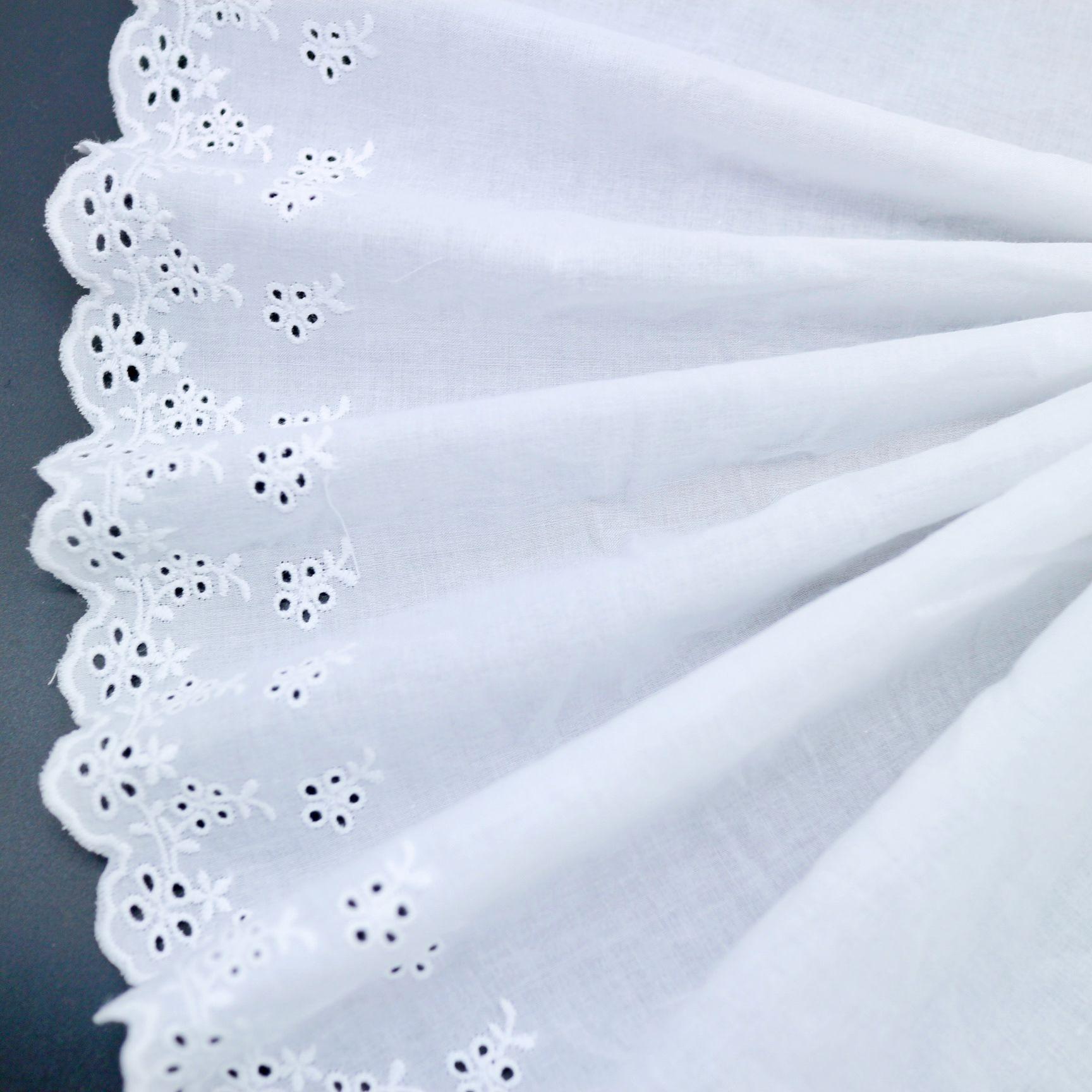 White Cotton Lace Embroidery Lace Accessories Hem Skirt Lengthened Home Textile Curtain Splicing Fabric HM3269-28
White Cotton Lace Embroidery Lace Accessories Hem Skirt Lengthened Home Textile Curtain Splicing Fabric HM3269-28