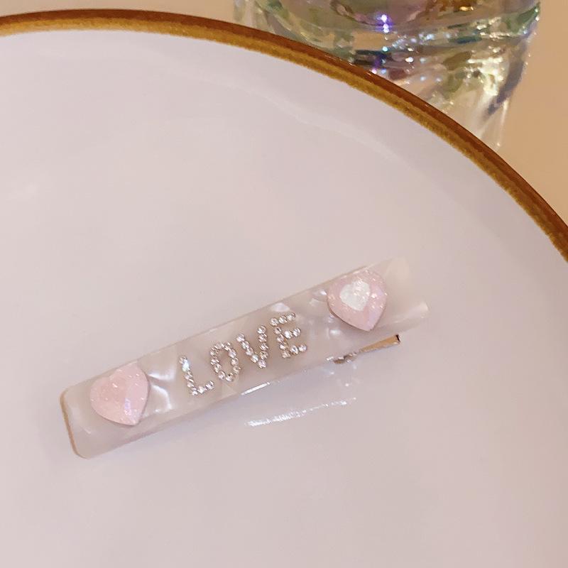 Прямоугольная любовь любовь заколка для волос женщины мода милая девушка сердце клип утиный клюв милые универсальные аксессуары для волос
Прямоугольная любовь любовь заколка для волос женщины мода милая девушка сердце клип утиный клюв милые универсальные аксессуары для волос