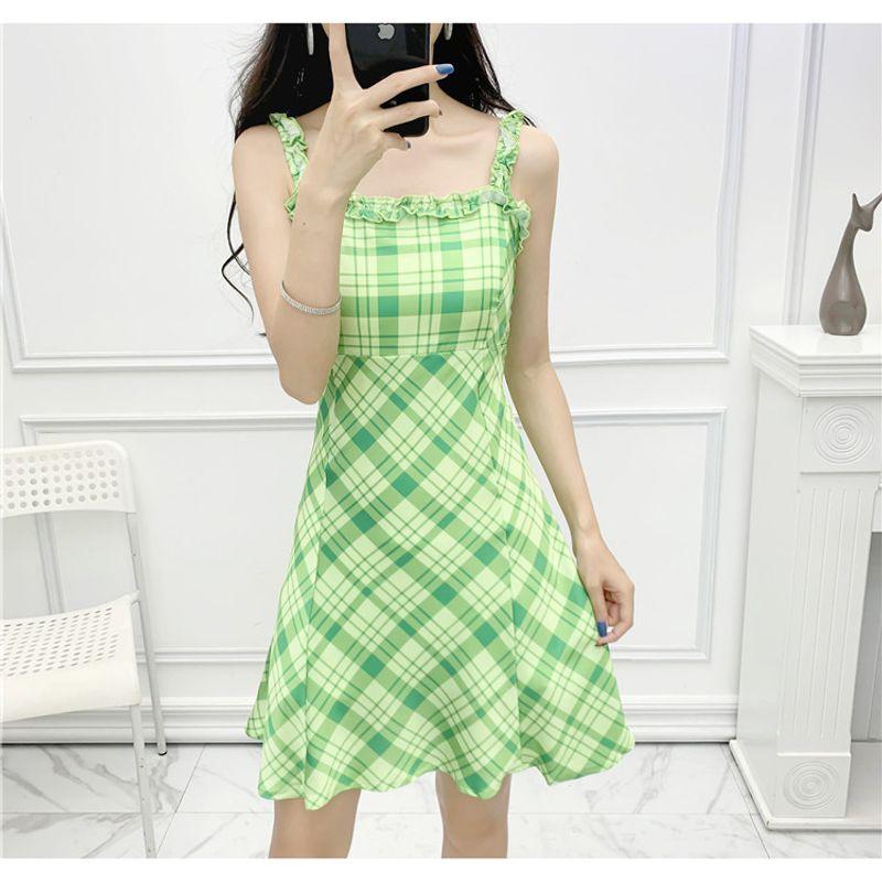 Women s Vintage Color-Block Plaid Ruffled Slim-Fit Slip Dress Green check S
Women s Vintage Color-Block Plaid Ruffled Slim-Fit Slip Dress Green check S