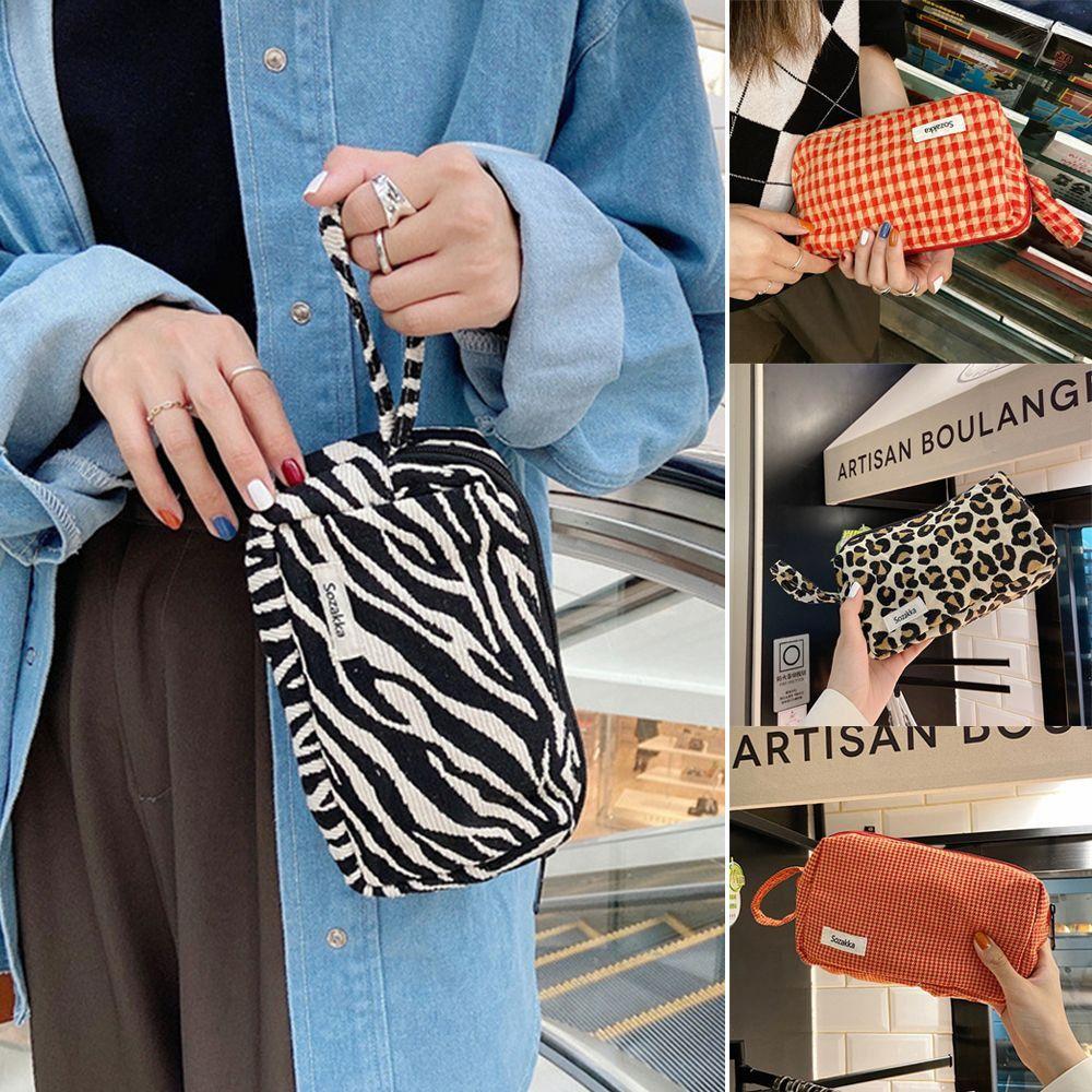 Wallet Leopard&Zebra Make Up Pouch Women Handbags Purses Storage Bag Pen Bag Pencilcase Pencil Case zebra-stripe
Wallet Leopard&Zebra Make Up Pouch Women Handbags Purses Storage Bag Pen Bag Pencilcase Pencil Case zebra-stripe