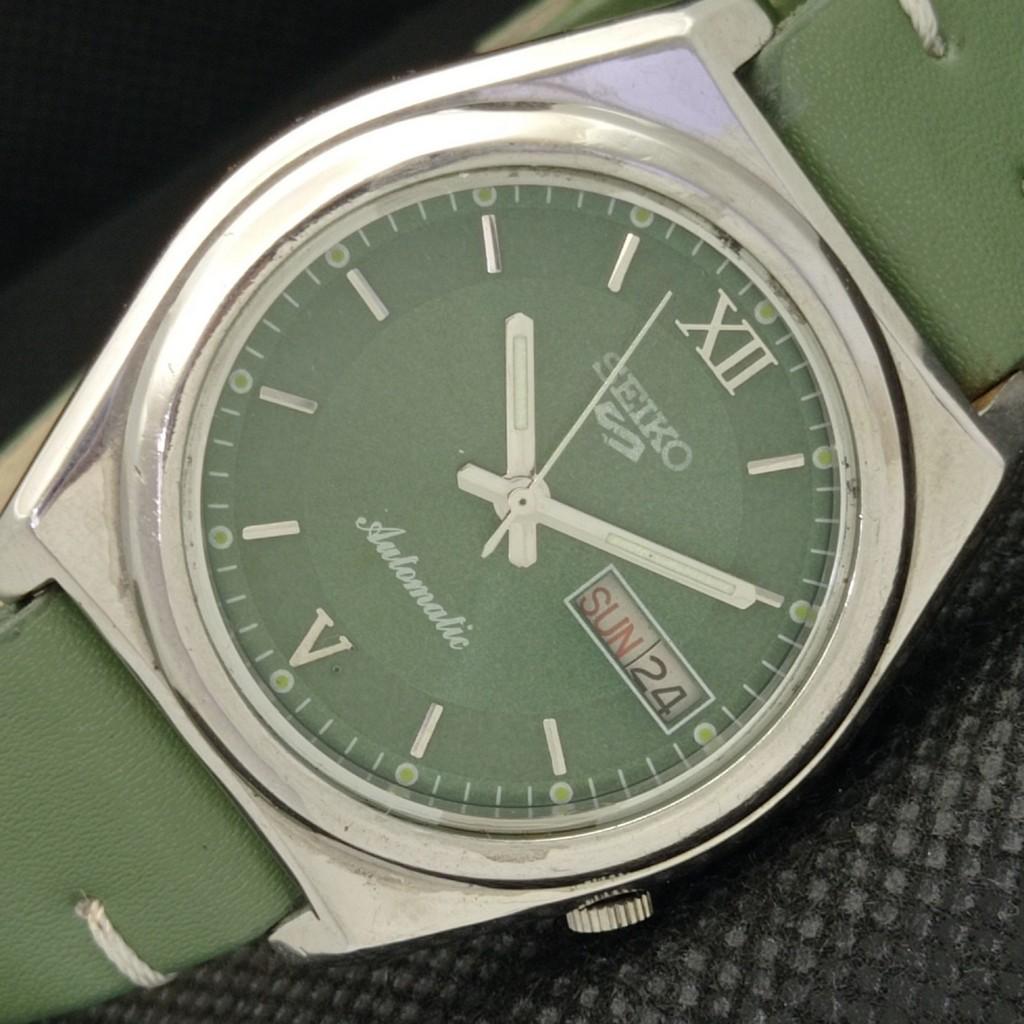 Б/У винтажные часы SEIKO 5 AUTOMATIC 7019A JAPAN MENS D/D GREEN 604-a314003-9 SKU604-a314003
Б/У винтажные часы SEIKO 5 AUTOMATIC 7019A JAPAN MENS D/D GREEN 604-a314003-9 SKU604-a314003