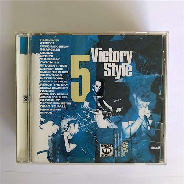 CD VARIOUS ARTISTS, BLOOD FOR BLOOD, S - Victory Style (5) VICP61521 Japan ObiRock Used
CD VARIOUS ARTISTS, BLOOD FOR BLOOD, S - Victory Style (5) VICP61521 Japan ObiRock Used