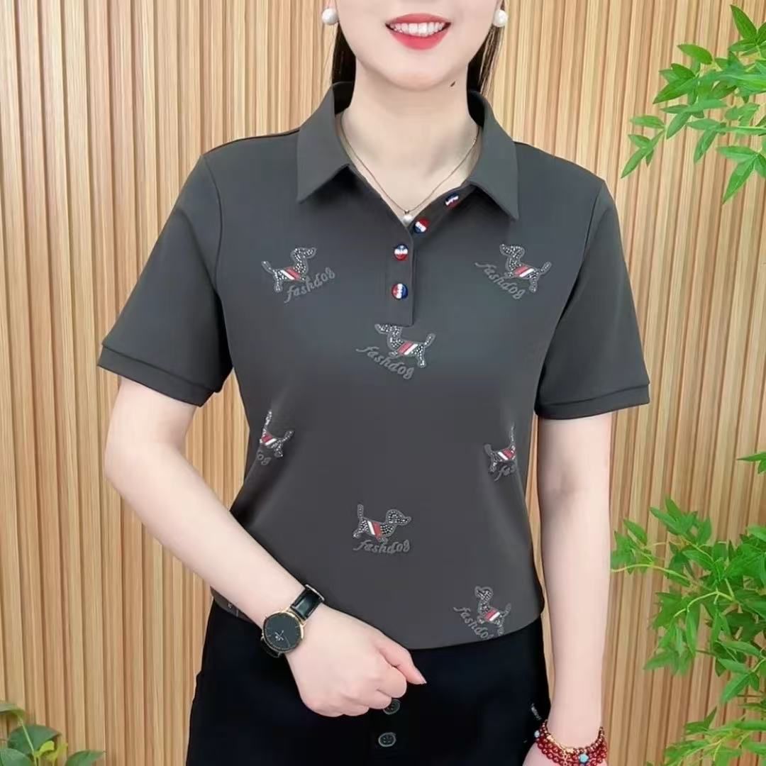 Lapel short-sleeved t-shirt women s 2025 summer new casual t-shirt front shoulder half-sleeved top 4XL темно-сірий
Lapel short-sleeved t-shirt women s 2025 summer new casual t-shirt front shoulder half-sleeved top 4XL темно-сірий