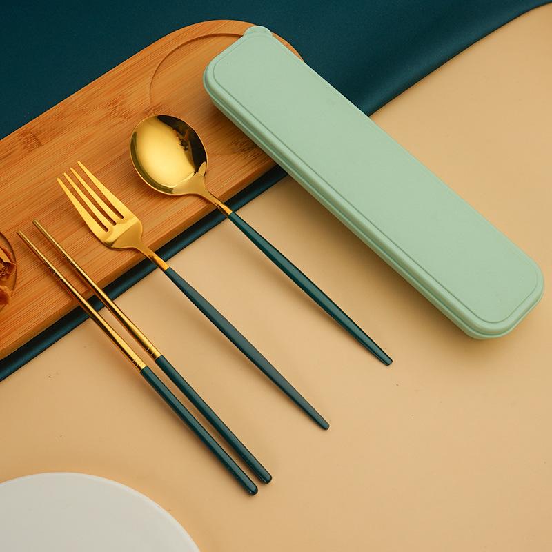 Portable Stainless Steel Cutlery Set 4 Pieces Including Chopsticks Fork Spoon Durable Lightweight Travel Flatware Set One Size зелений
Portable Stainless Steel Cutlery Set 4 Pieces Including Chopsticks Fork Spoon Durable Lightweight Travel Flatware Set One Size зелений