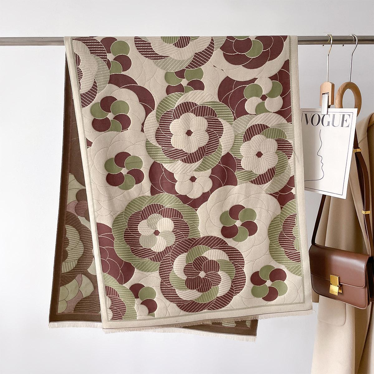 Elegant Cashmere Bright Double Sided Women Scarf Winter Shawl Wrap Bandana Pashmina Tassel Female Foulard Thick Warm Blanket 66X186cm
Elegant Cashmere Bright Double Sided Women Scarf Winter Shawl Wrap Bandana Pashmina Tassel Female Foulard Thick Warm Blanket 66X186cm