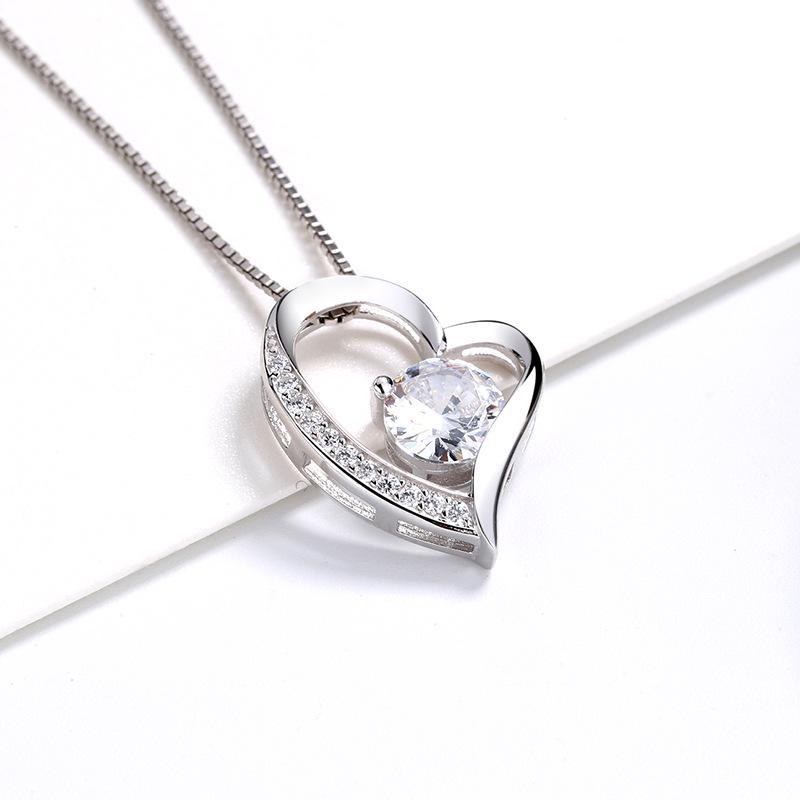 Колье-подвеска в виде сердца из стерлингового серебра 925 пробы с циркониевой инкрустацией - Европейский и американский стиль, Универсальная летняя цепочка для ключиц для женщин 925 Silver
Колье-подвеска в виде сердца из стерлингового серебра 925 пробы с циркониевой инкрустацией - Европейский и американский стиль, Универсальная летняя цепочка для ключиц для женщин 925 Silver